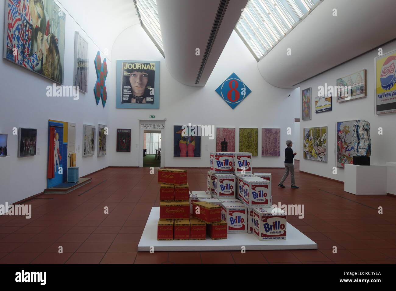 La chambre Pop Art au Museum Ludwig, Cologne, aurait été le foyer de la plus grande collection de pop art américain en Europe. Banque D'Images