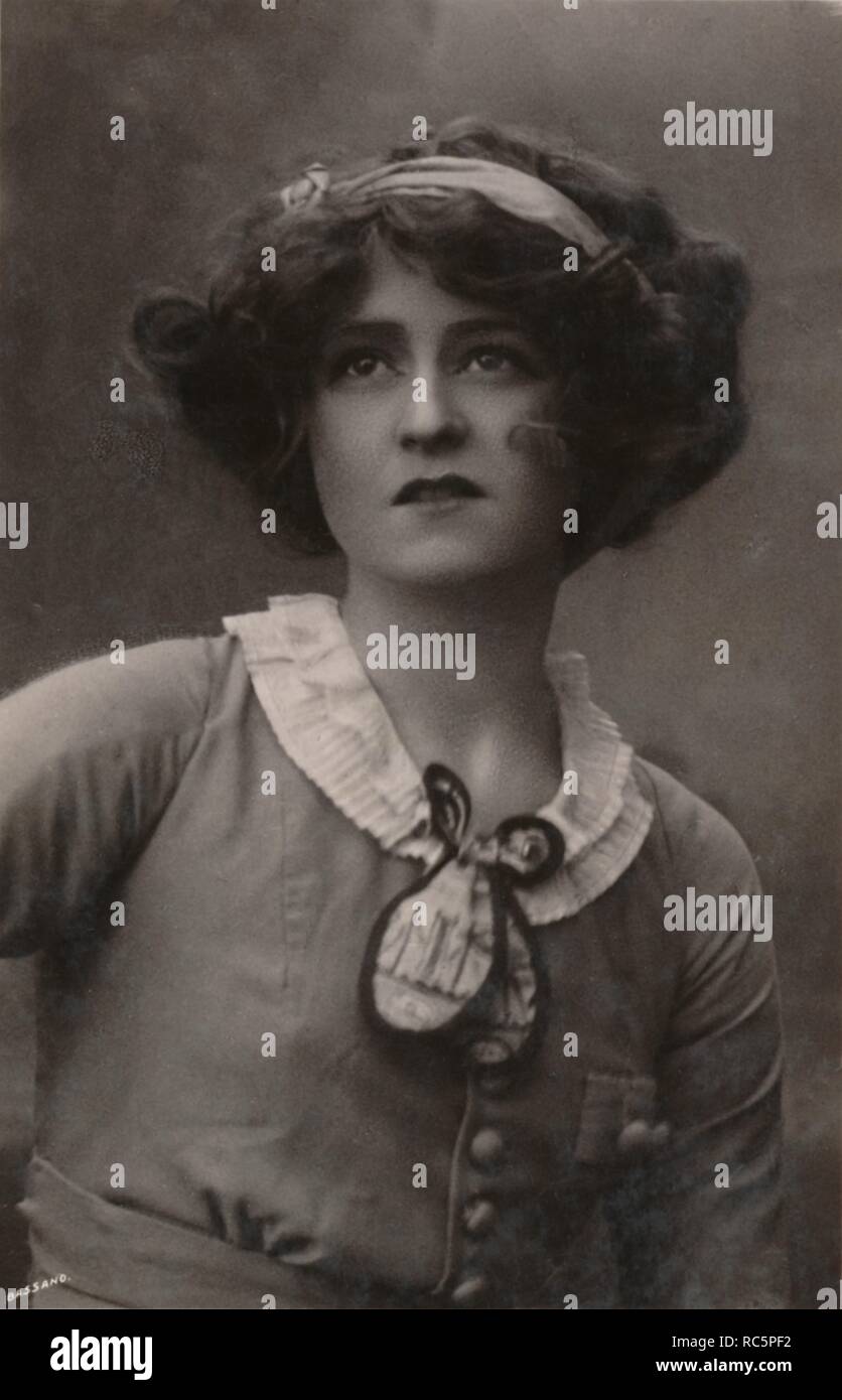 'Miss Gabrielle Ray, (1883-1973), comme 'daisy' dans 'Le Dollar Princess'.', c1930. Organisateur : Bassano Ltd. Banque D'Images