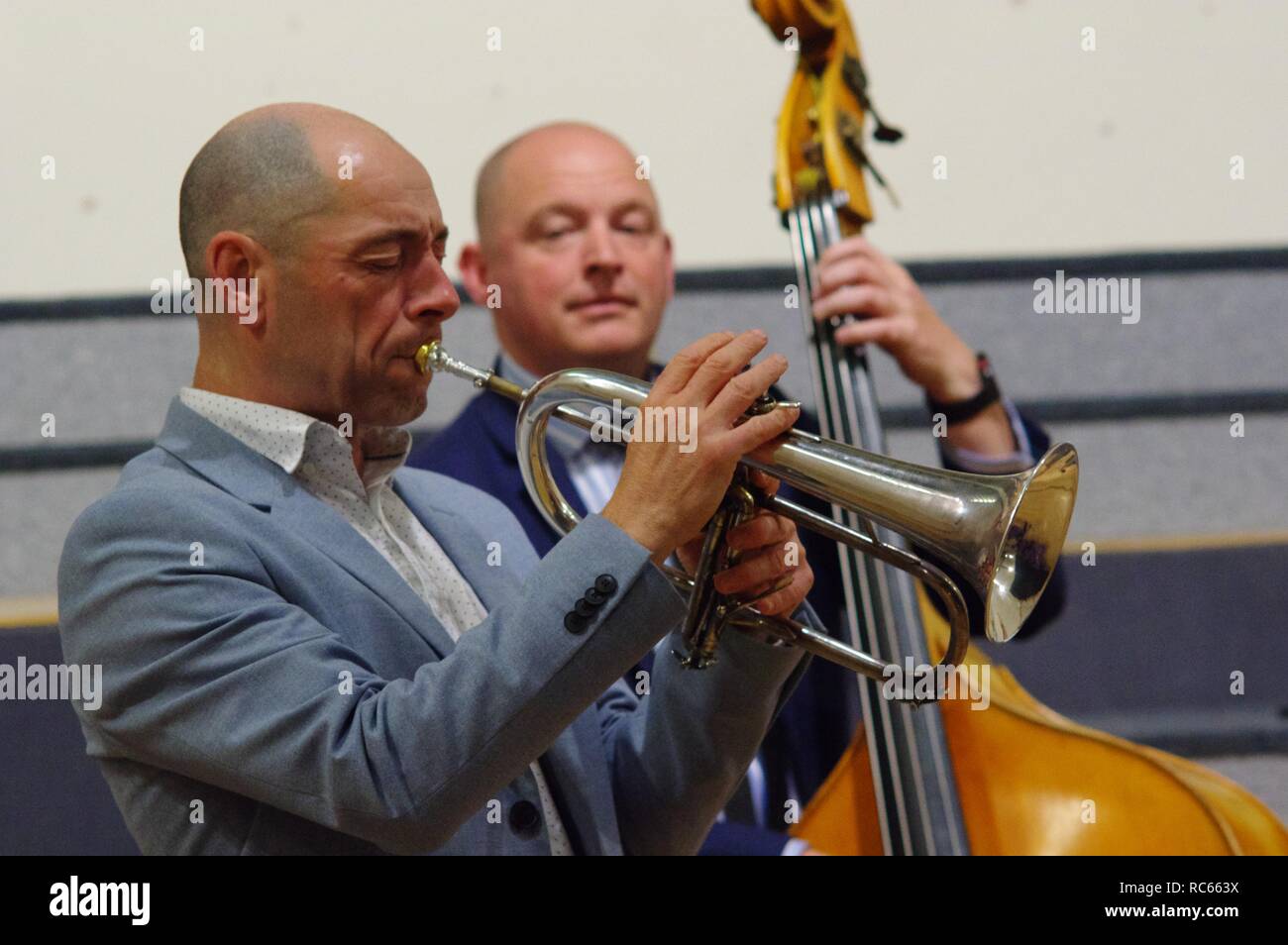 Chris Coull et Dan Sheppard, Festival de Jazz, Eastbourne, East Sussex hôtel de feuilles, 30 Sep 2018. Créateur : Brian O'Connor. Banque D'Images