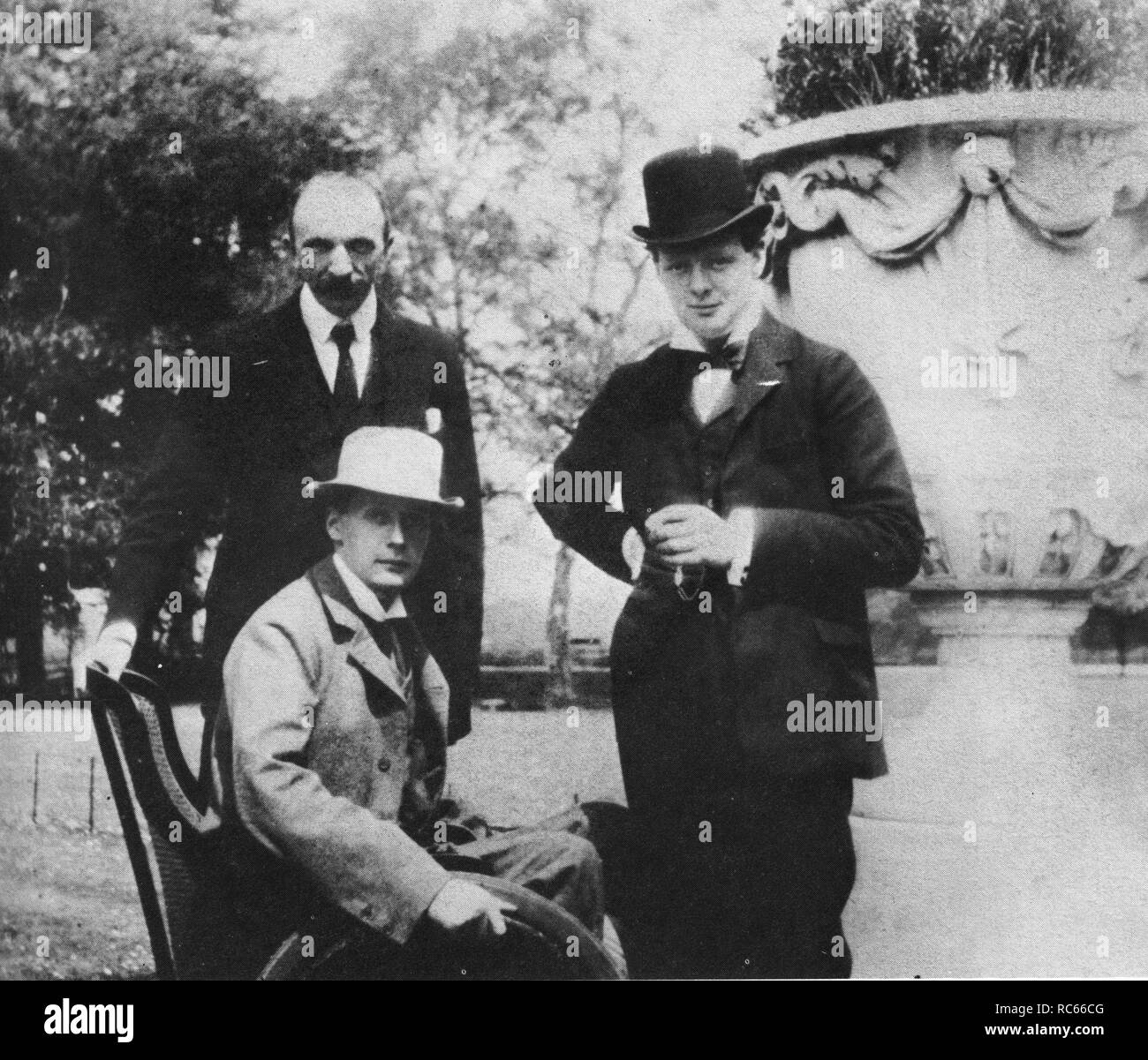 Winston Churchill avec ses amis Henry Wilson et Auberon Herbert Banque D'Images