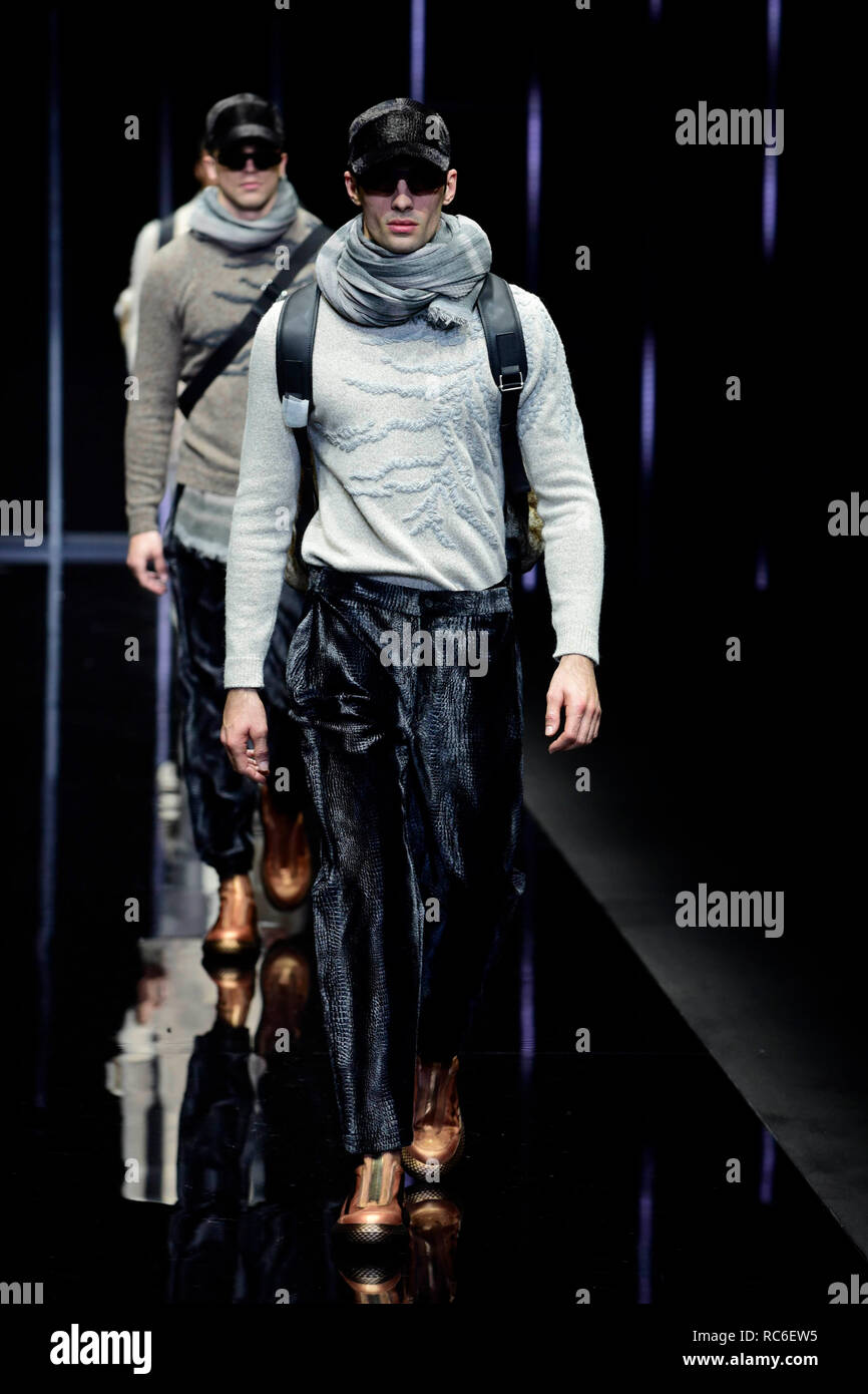 Milano Moda Uomo automne / hiver 2019 2020 Emporio Armani fashion show Banque D'Images