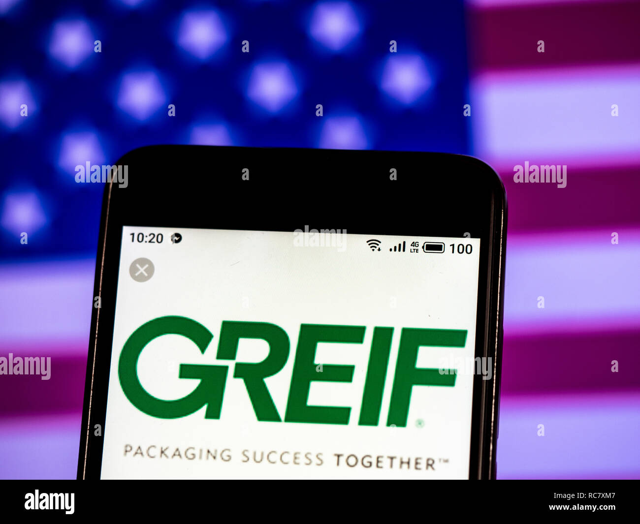 Greif, Inc. Le logo de la société vu affichée sur téléphone intelligent. Banque D'Images
