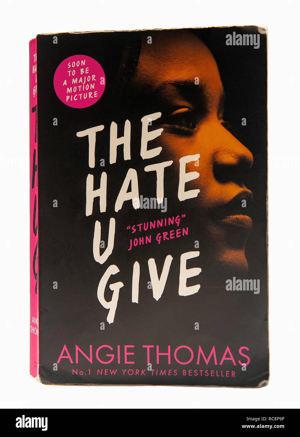 La haine U Donner livre écrit par Angie Thomas Banque D'Images