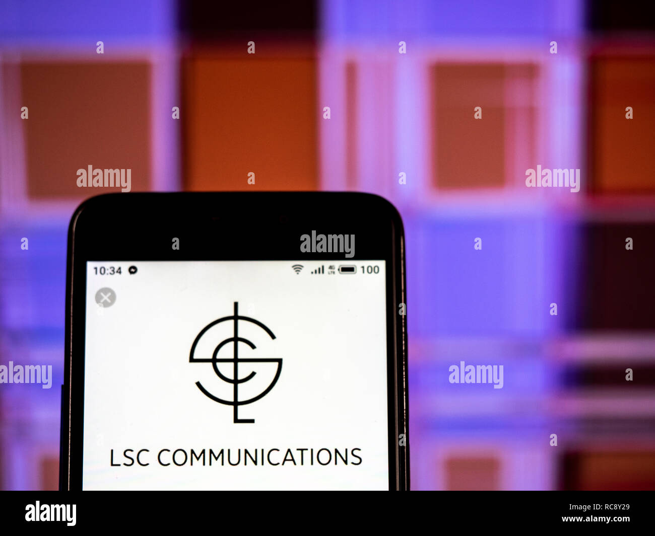 Logo de l'entreprise Impression Communication LSC vu affichée sur téléphone intelligent. Banque D'Images