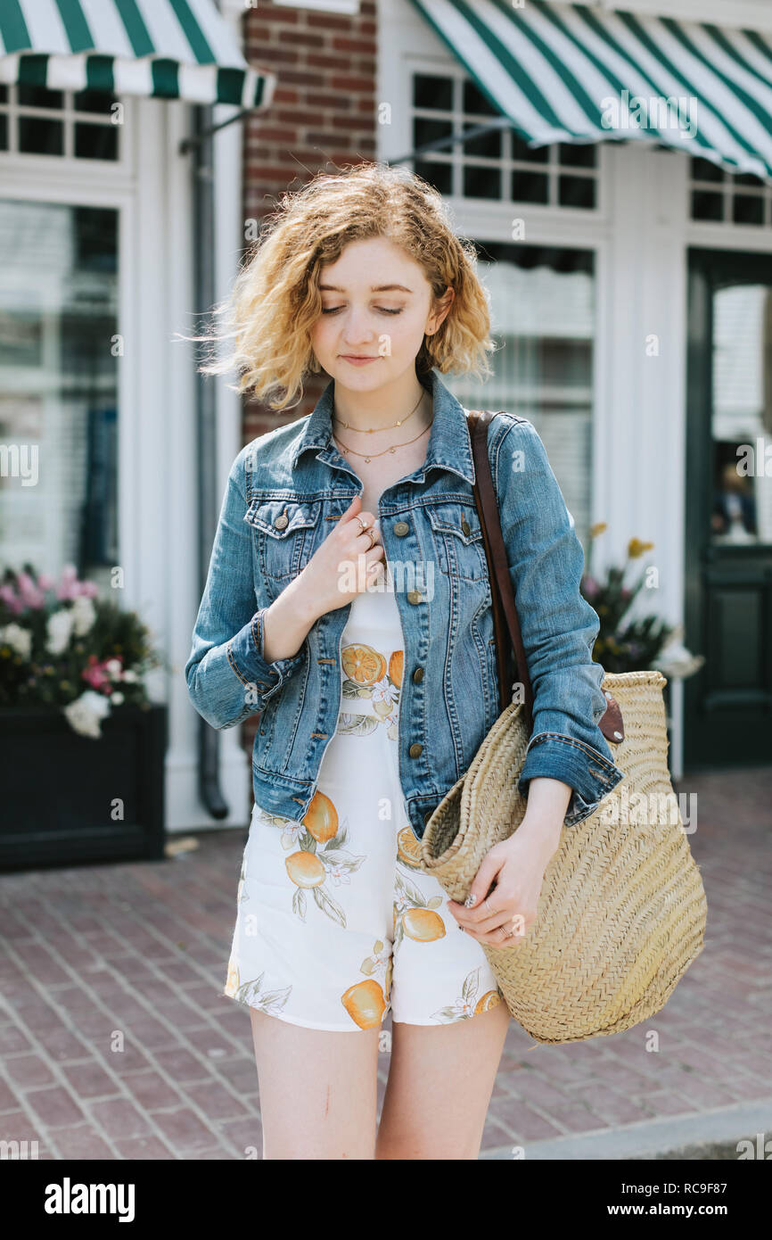 Sac shopping en paille Banque de photographies et d images haute