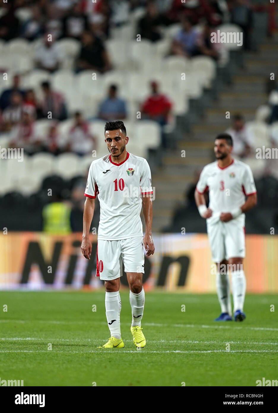 15 janvier 2019, Mohammed bin Zayed Stadium, Abu Dhabi, Émirats arabes unis ; football coupe d'Asie de l'AFC, la Palestine et la Jordanie ; Ahmed Samir de Jordanie Banque D'Images