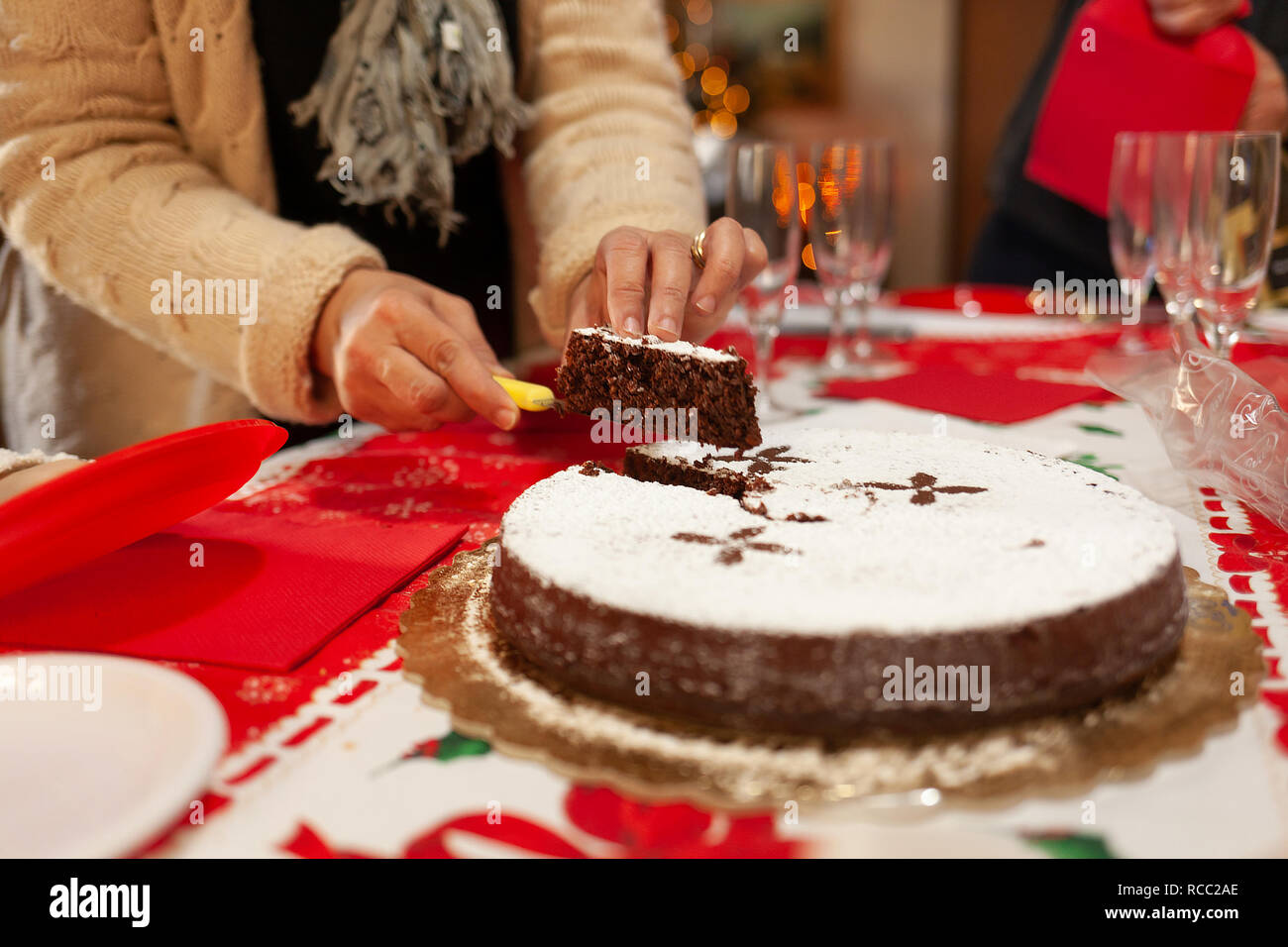 Gateau Italien Typique Torta Caprese Faite Avec Du Chocolat Et Amandes Photo Stock Alamy