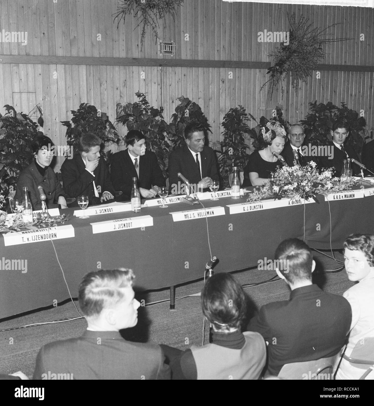 Afsluiting Nationale herdenking en 1813-1963 Rijnhotel te Rotterdam, Prinses Bea, Bestanddeelnr 916-2494. Banque D'Images