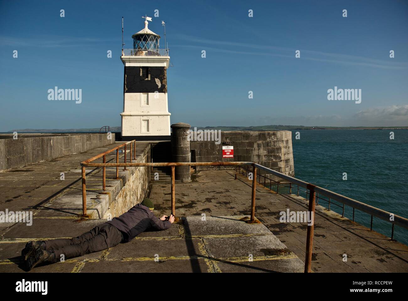 Les brise-lames, phare de Holyhead Holyhead, Anglesey, au nord du Pays de Galles, Royaume-Uni Banque D'Images