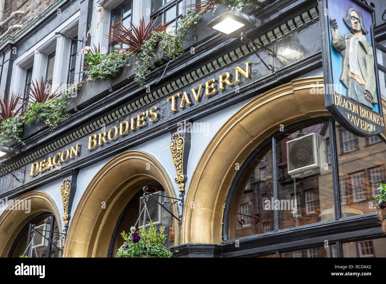 Deacon Brodies taverne pub sur le Royal Mile dans le centre-ville d'Edimbourg, Ecosse, Grande-Bretagne Banque D'Images