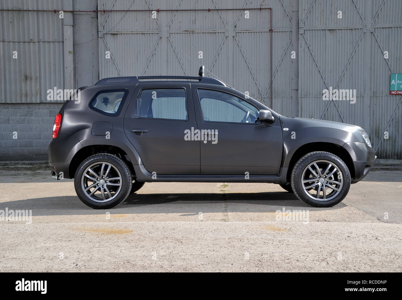 2013 Dacia Duster budget personnalisé hors terrain Banque D'Images