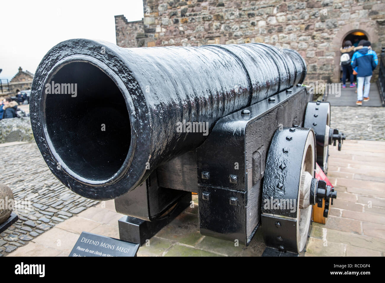 Mons Meg est une cité médiévale bombarder dans la collection de la Royal Armouries et situé au château d'Edimbourg en Ecosse Banque D'Images