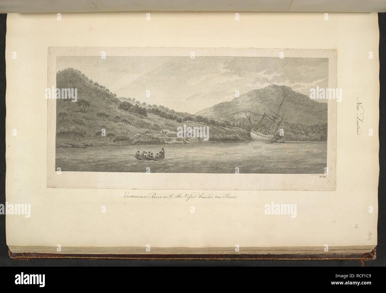 [Folio] vue de l'Endeavour River, New Holland, avec l'effort mis à terre, afin de réparer les dommages qu'elle a reçu sur les rochers ; Juin-Juillet 1770. Le premier paysage connu de l'Australie. Gravure par William Byrne, probablement d'après un dessin perdu par Sydney Parkinson. Une collection de dessins réalisés dans les pays visités par le capitaine Cook dans son premier voyage. 1768-1771. 1773. Source : ajouter. 23920, f.36. Langue : Anglais. Banque D'Images