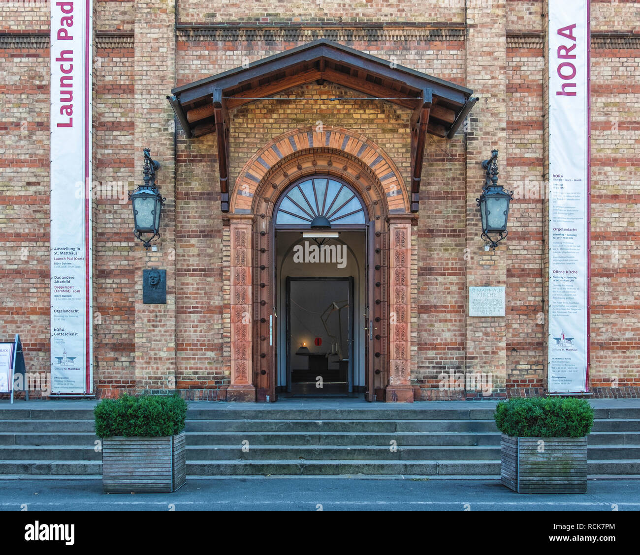 Tiergarten, Berlin.St Matthäuskirche. Saint Matthieu l'église protestante du construit en style roman italien supérieur 1844-46. Façade en brique et extérieur Banque D'Images