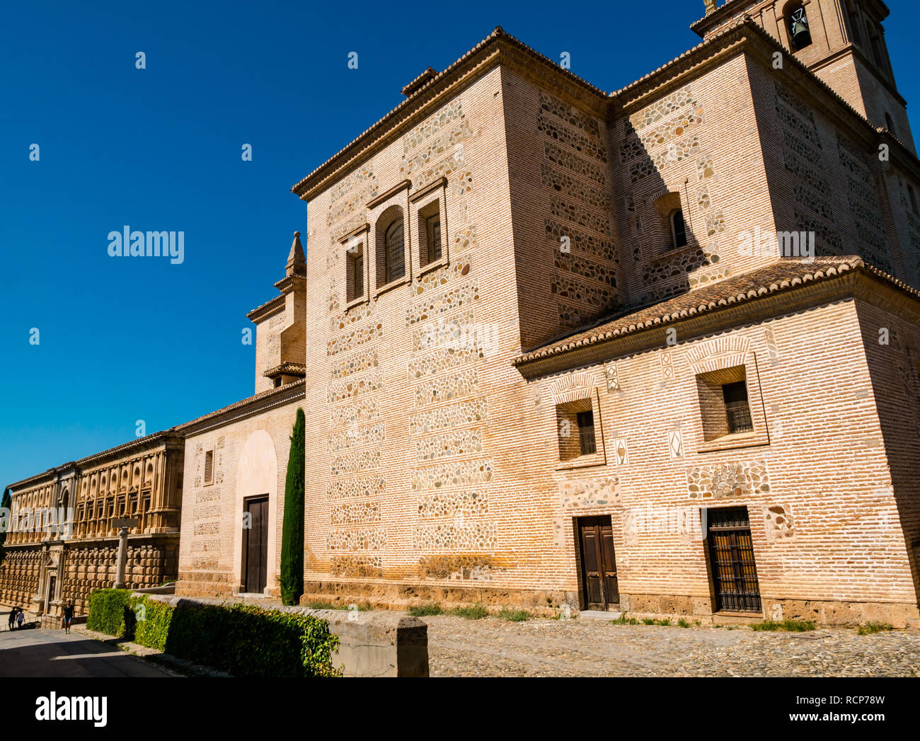 Palais de Charles Quint et l'église Santa Maria, Palais de l'Alhambra, Grenade, Andalousie, Espagne Banque D'Images
