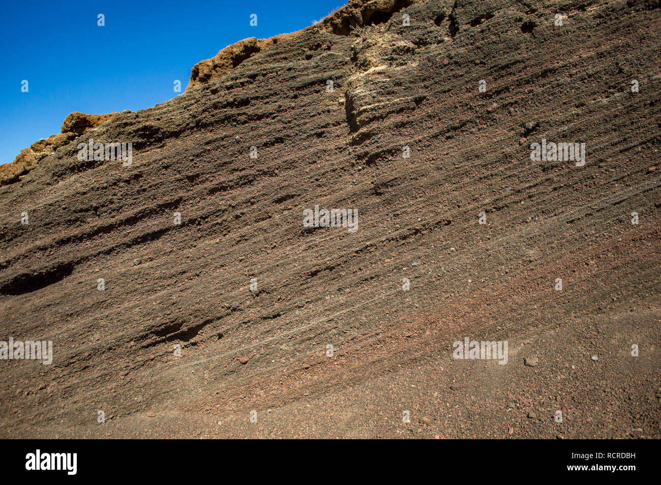 Les couches de roche sédimentaire sur Lanzarote, Îles Canaries Banque D'Images
