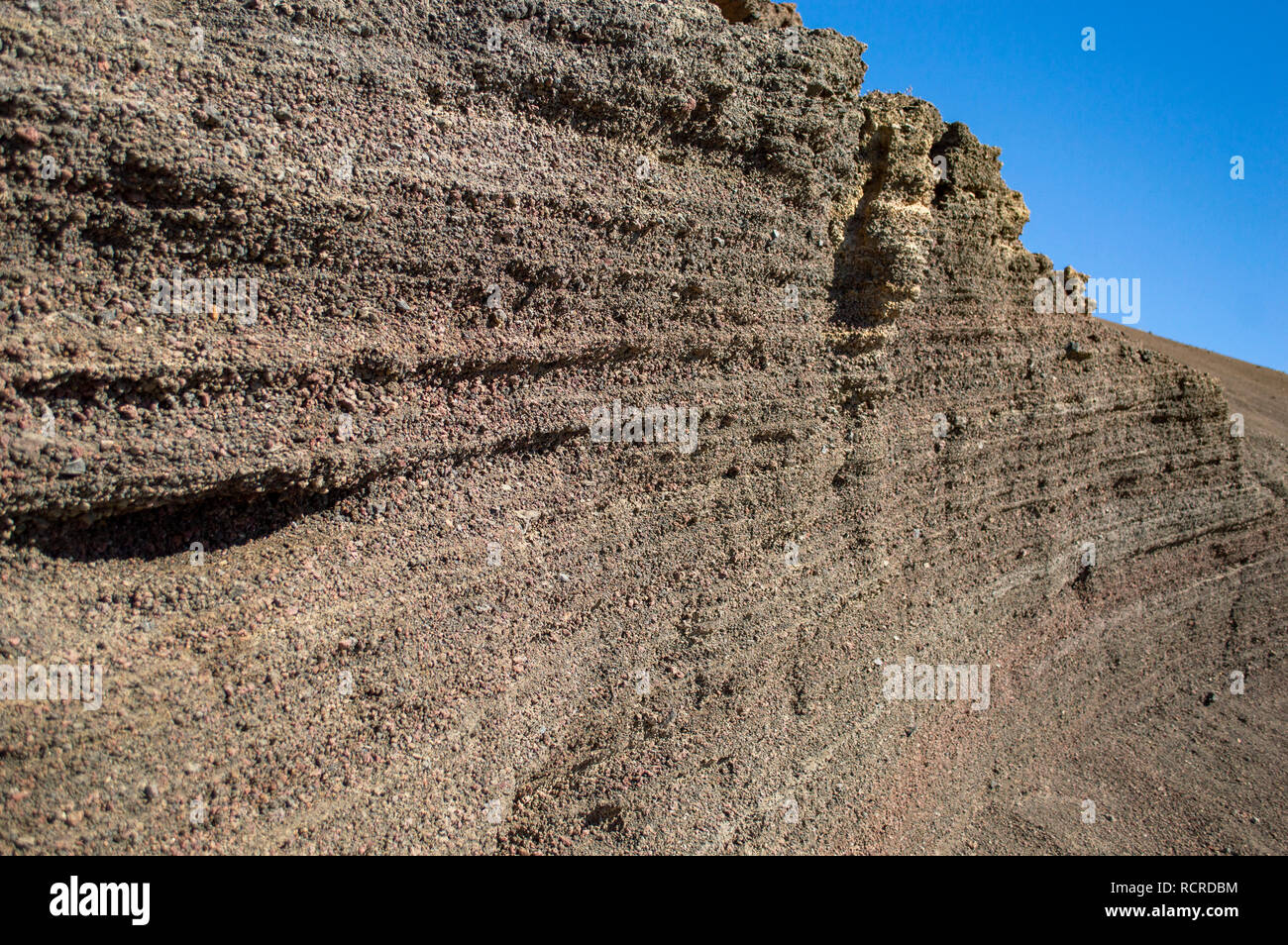 Les couches de roche sédimentaire sur Lanzarote, Îles Canaries Banque D'Images