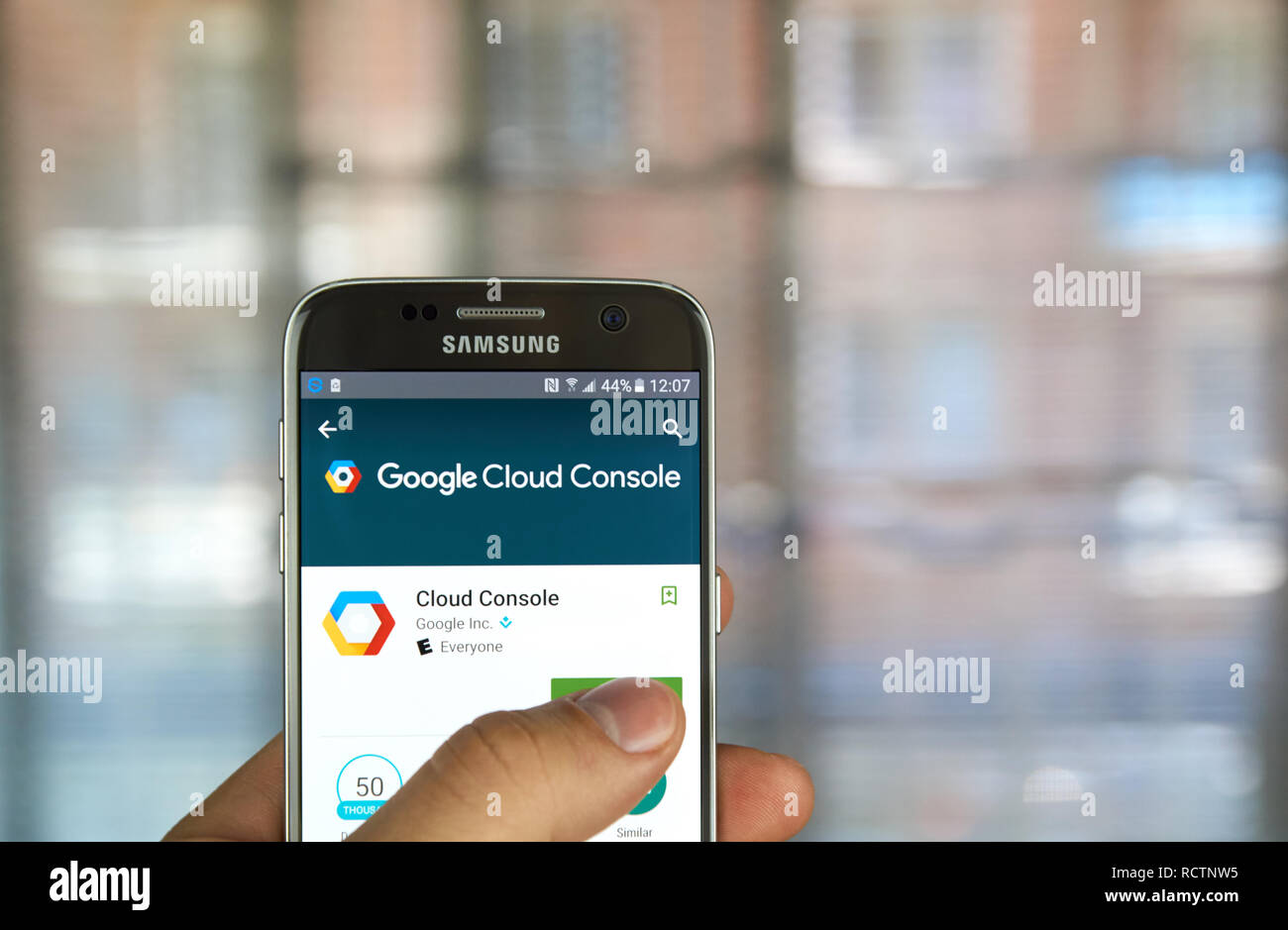Montréal, Canada - le 23 mai 2016 : Google Cloud application Console sur écran Samsung S7. L'application permet de gérer des solutions d'exécution sur le Google Clo Banque D'Images
