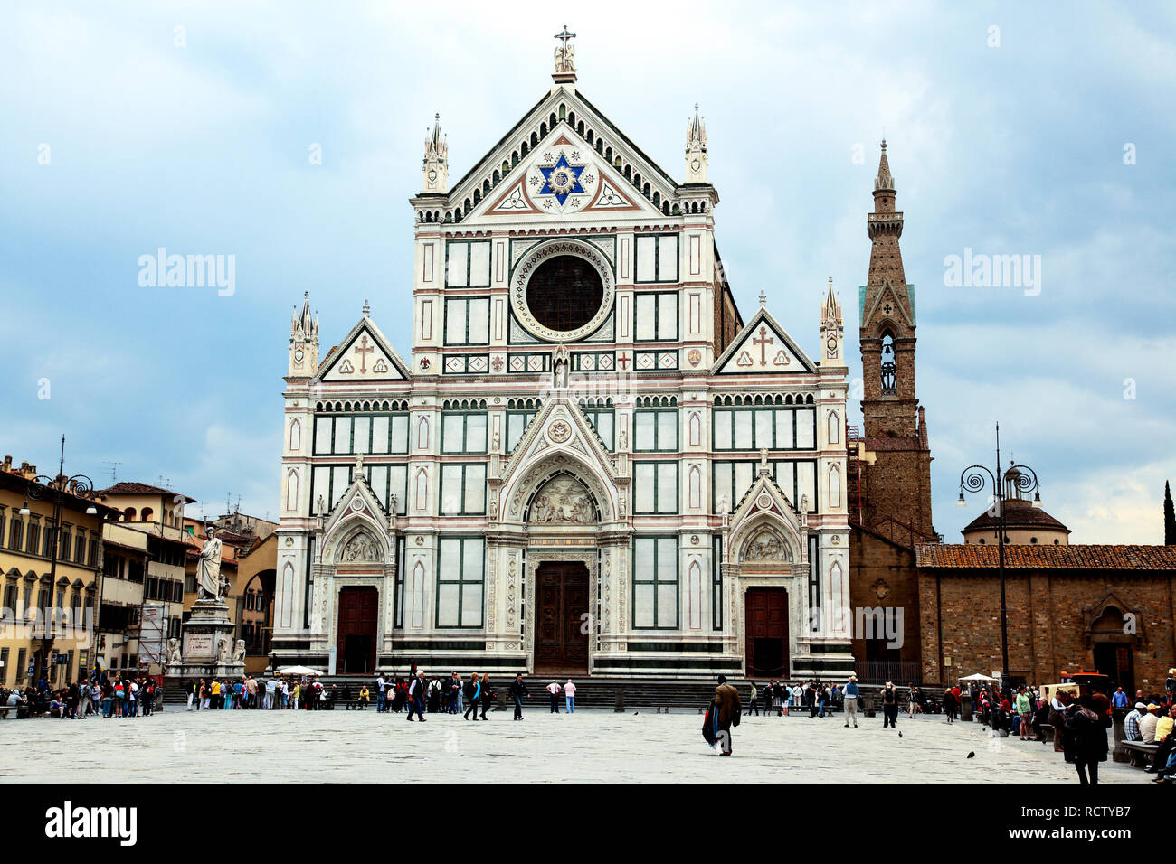 Basilique Santa Croce de Florence. Banque D'Images