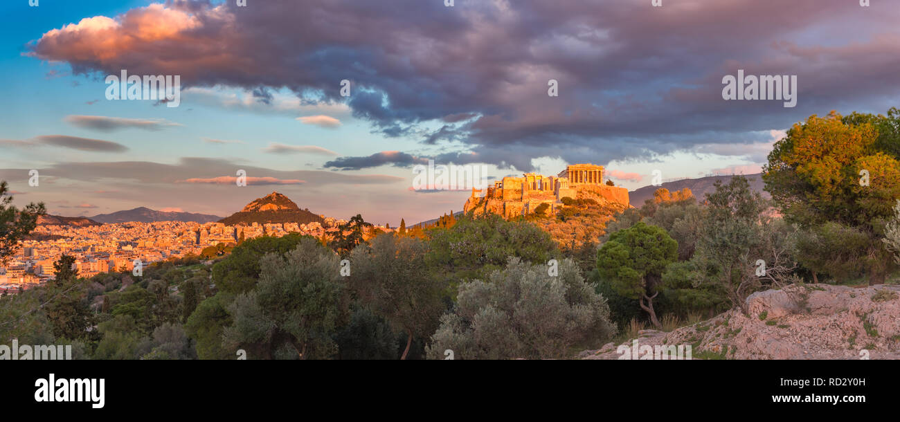 La colline de l'Acropole et le Parthénon à Athènes, Grèce Banque D'Images