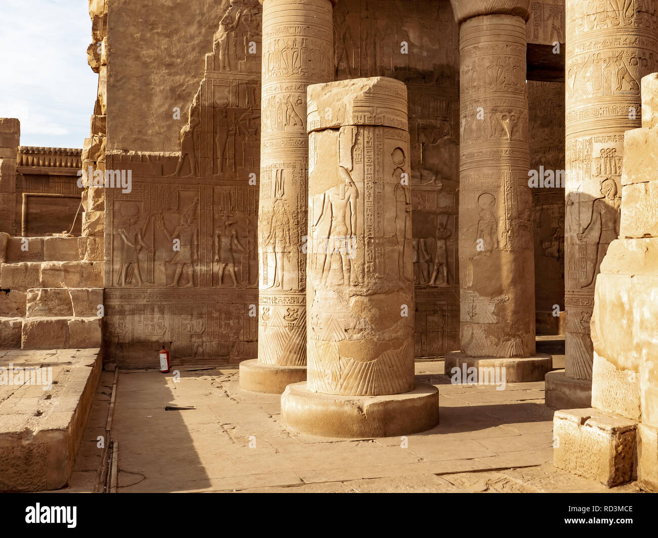 Ruines du temple de Kom Ombo dédié au dieu crocodile Sobek à Assouan Egypte Banque D'Images