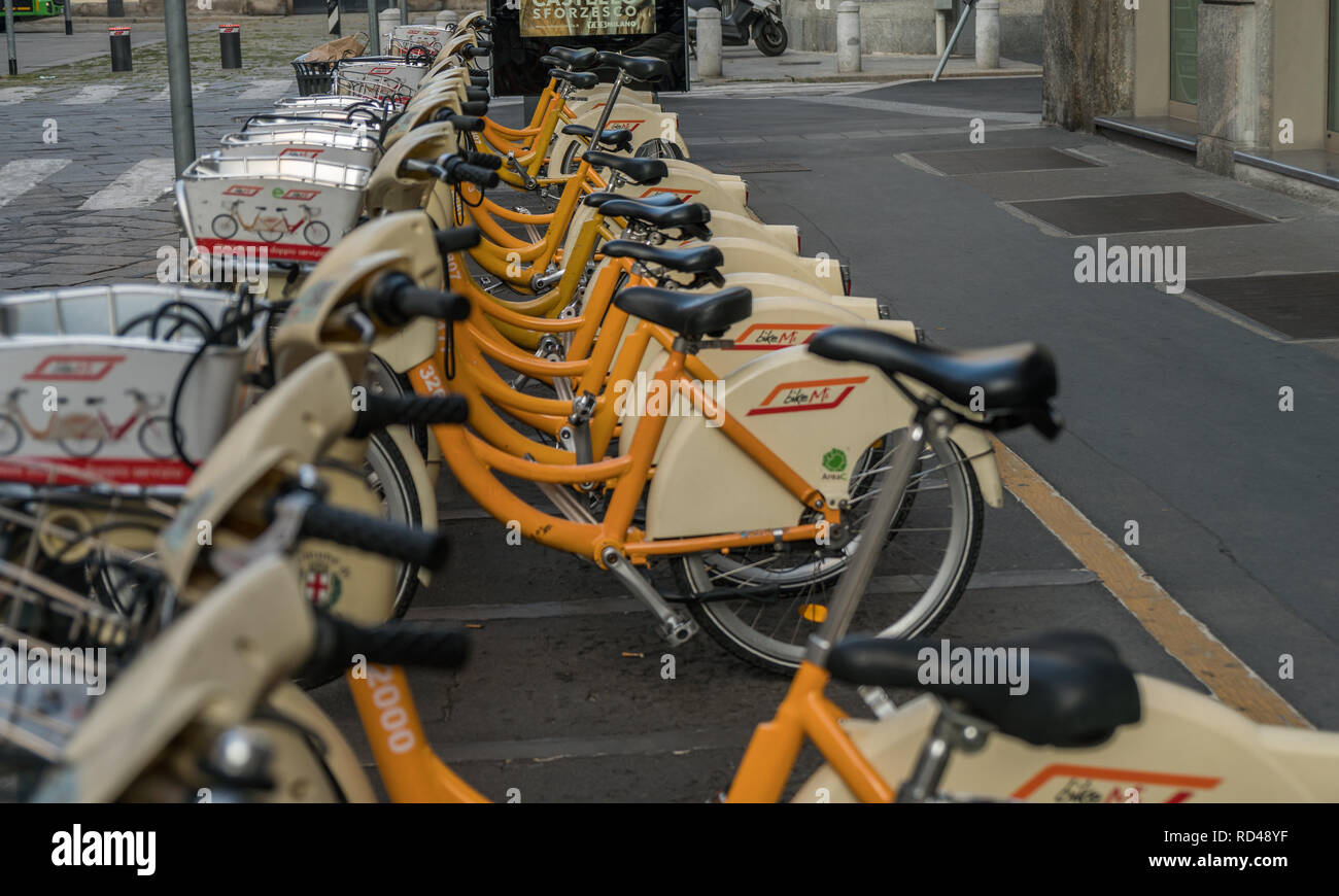 Milano vélos eco project dans la zone centre-ville Banque D'Images