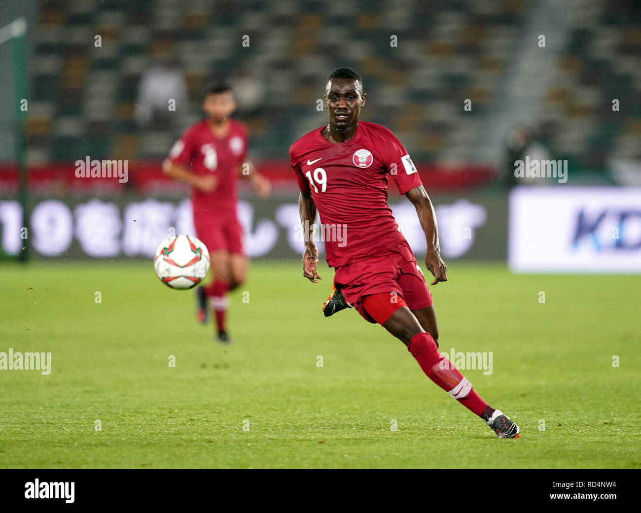 17 janvier 2019 : Almoez Ali du Qatar au cours de l'Arabie saoudite Qatar v au Zayed Sports City Stadium à Abu Dhabi, Émirats arabes unis, AFC Asian Cup, championnat de football d'Asie. Ulrik Pedersen/CSM. Banque D'Images