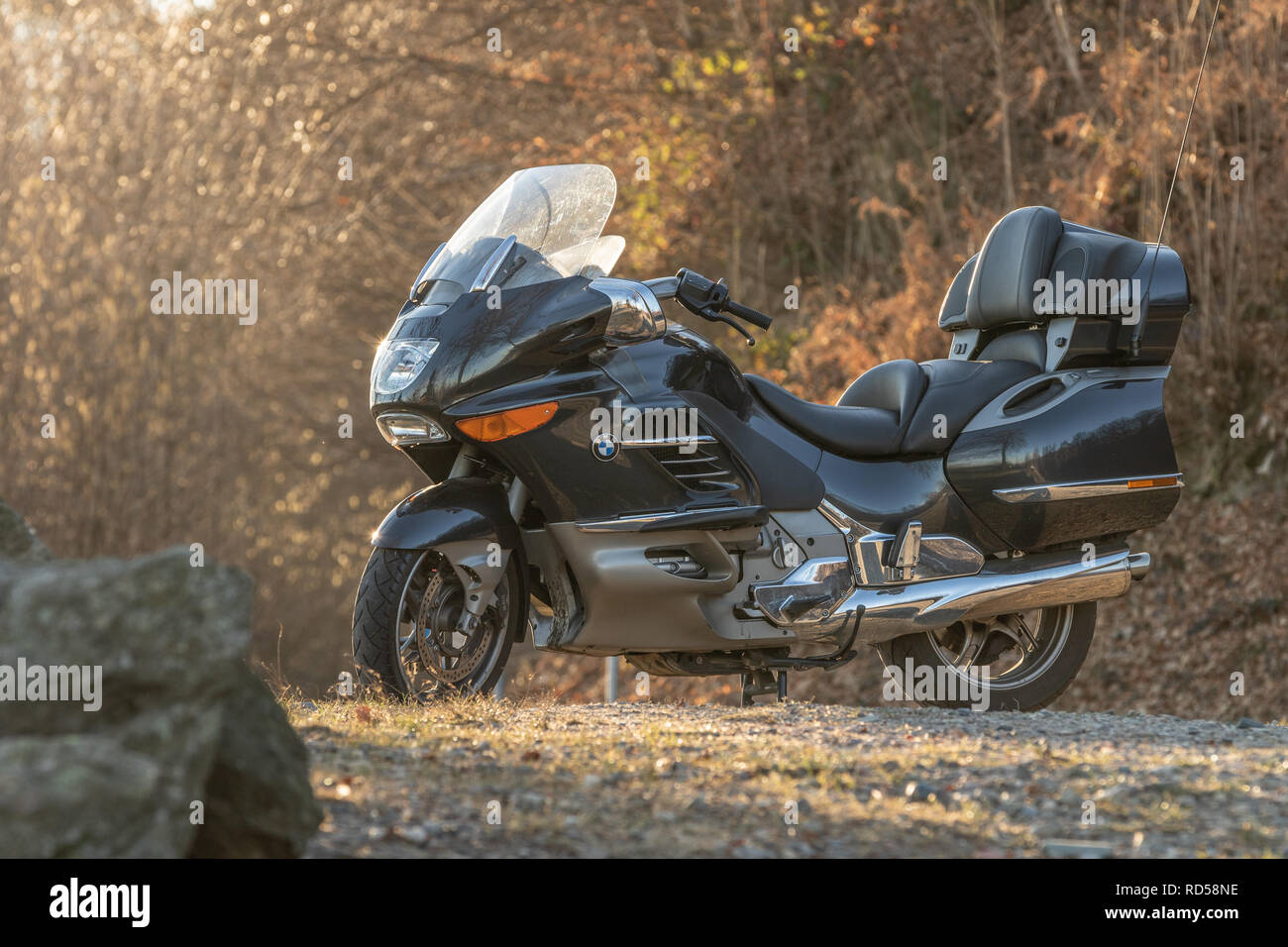 Un vélo de randonnée moto Banque D'Images