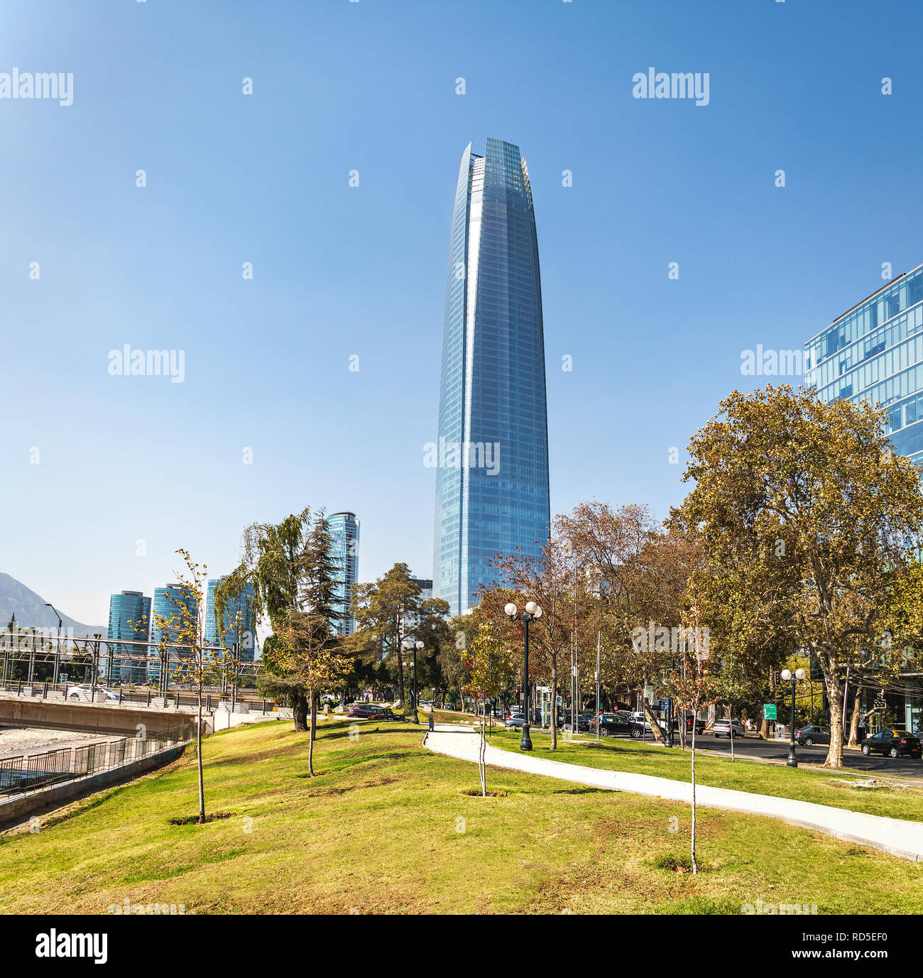 Costanera Center Skyscraper - Santiago, Chili Banque D'Images