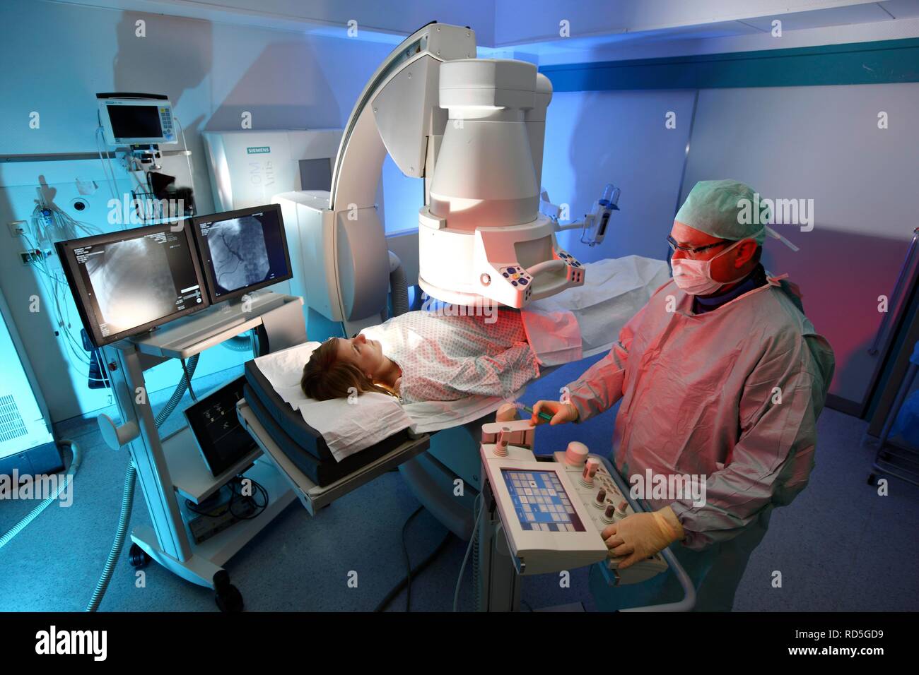 La radiologie diagnostique et interventionnelle, angiographie, d'examen ...