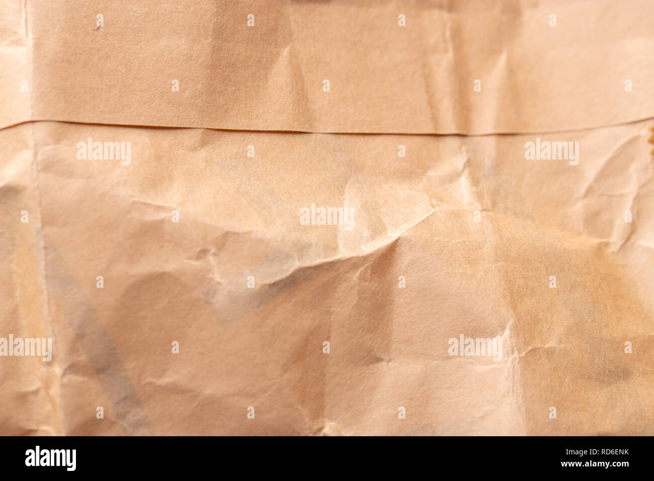 Recycler le papier est froissé marron texture Background Banque D'Images