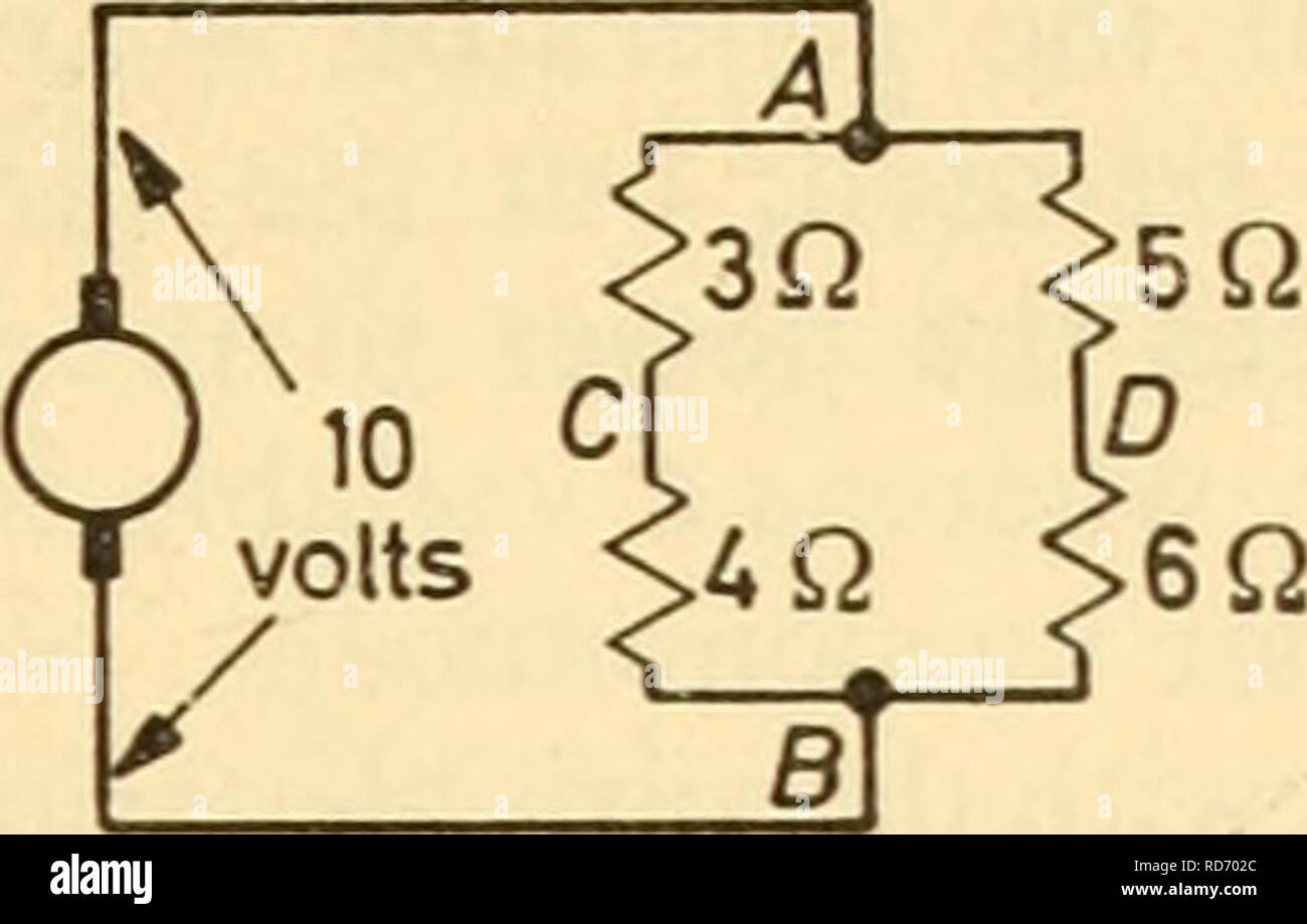 . Appareils électroniques pour la recherche biologique. Appareils électroniques et appareils ; biologie -- la recherche. tigiire 2.18 La figure 2.17 en premier lieu, déposer les 2 ohms de résistance (figure 2.18). Nous avons maintenant deux diviseurs potentiels et le pont peut être résolu par les règles de résistance série- tances : La résistance dans le chemin A-C-B est de 7 ohms ; donc le courant dans le chemin A-C-B est 10/7 A. ; par conséquent, la différence de potentiel A-C est 3 X (10/7) volts. Par un processus similaire le P.D. A-D est de 5 X (10/11) volts. De sorte que le P.D. C-D est {5 X (10/11)} {- 3 X (10/7)} et c'est notre e'. Pour trouver /•', en gardant à l'esprit 3Q l Banque D'Images