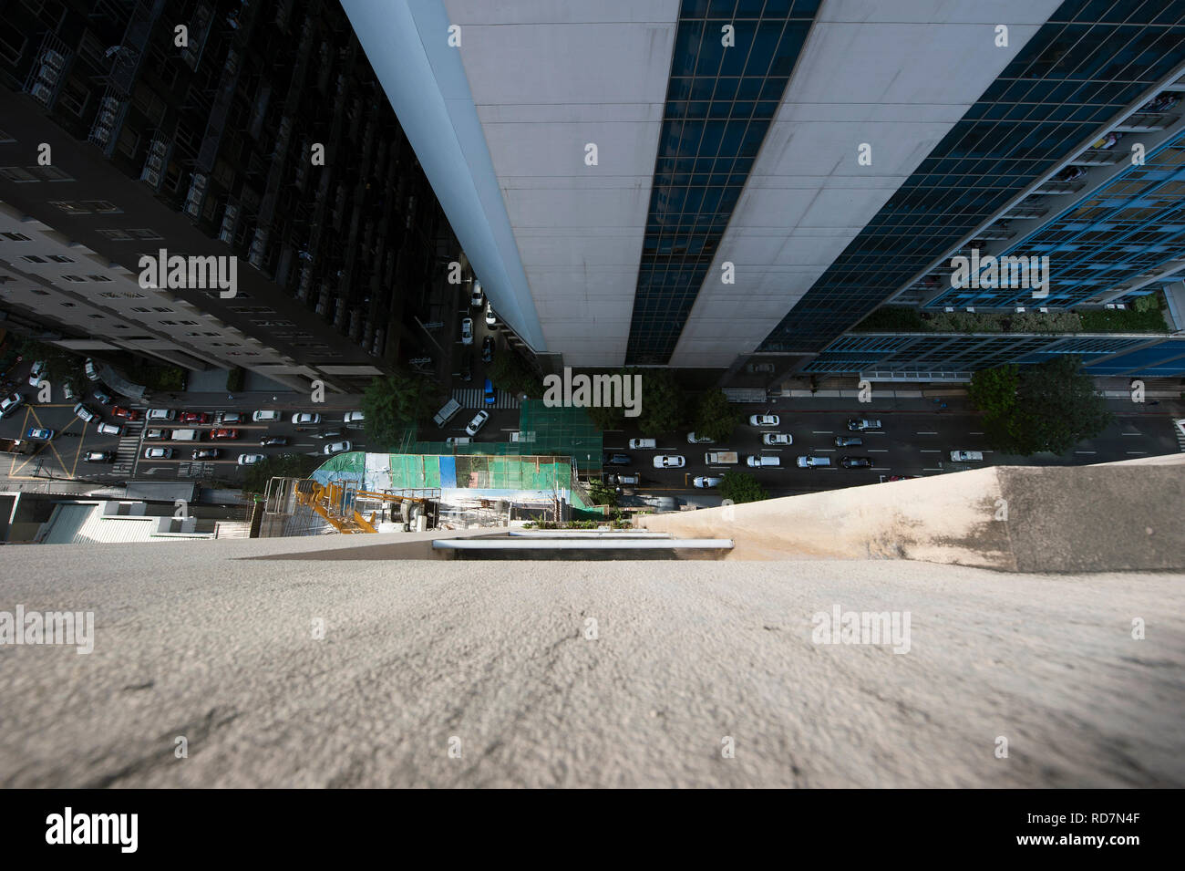 La construction des tours d'habitation en copropriété dans le quartier des affaires de Makati, Manila, Philippines, Asie du Sud Est. Banque D'Images