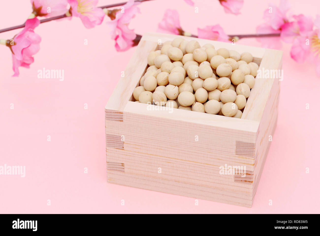 Événement traditionnel japonais, des collations de soja sont utilisés sur un événement annuel /Setsubun. Banque D'Images