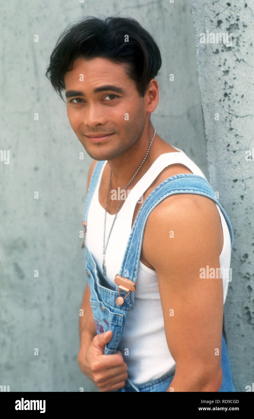 LOS ANGELES, CA - le 20 septembre : (exclusif) l'acteur et artiste martial Mark Dacascos pose à une séance photo le 20 septembre 1993 à Los Angeles, Californie. Photo de Barry King/Alamy Stock Photo Banque D'Images