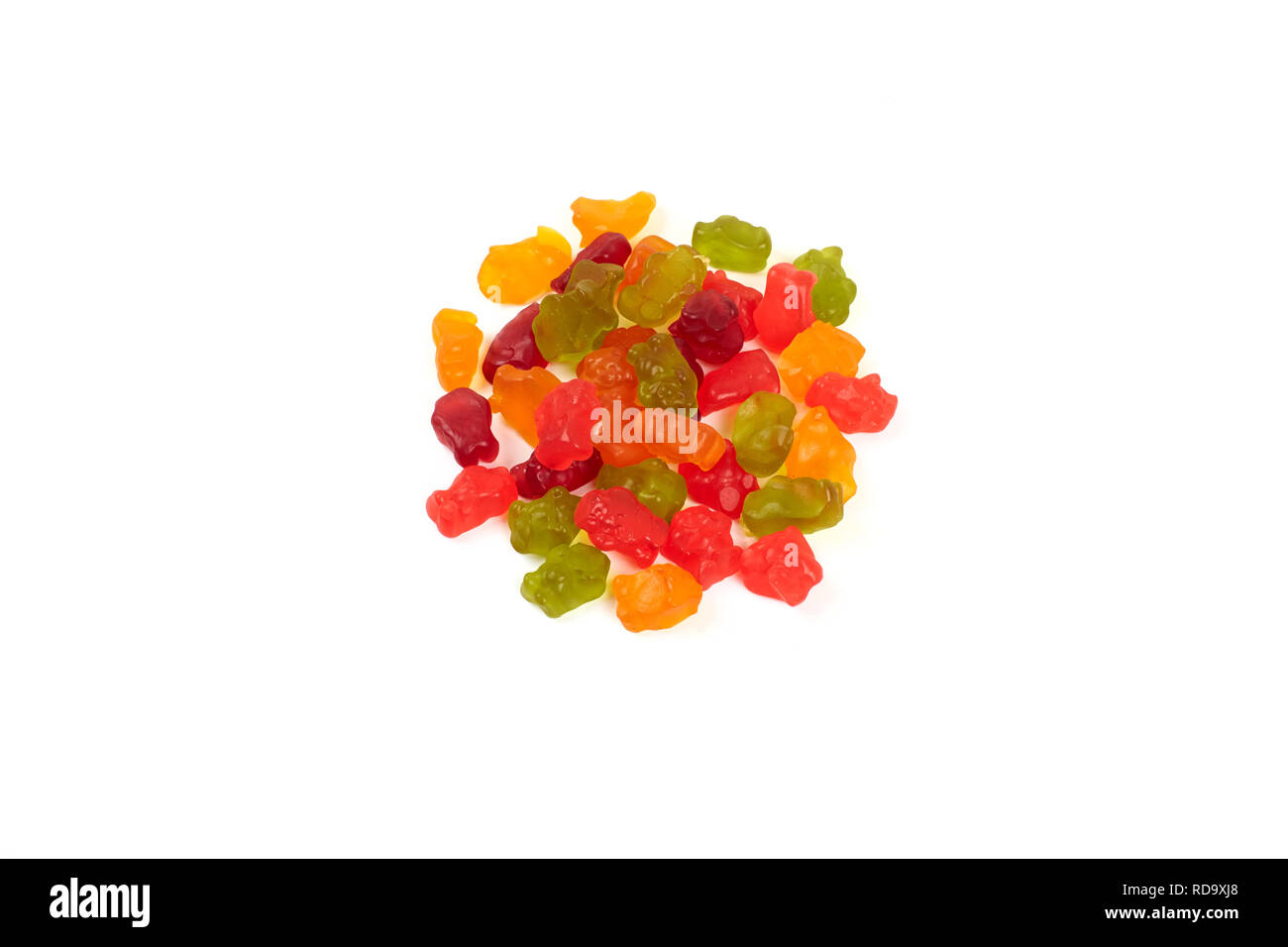 Mangez Coloré ours gommeux jelly candy, isolé sur fond blanc Banque D'Images