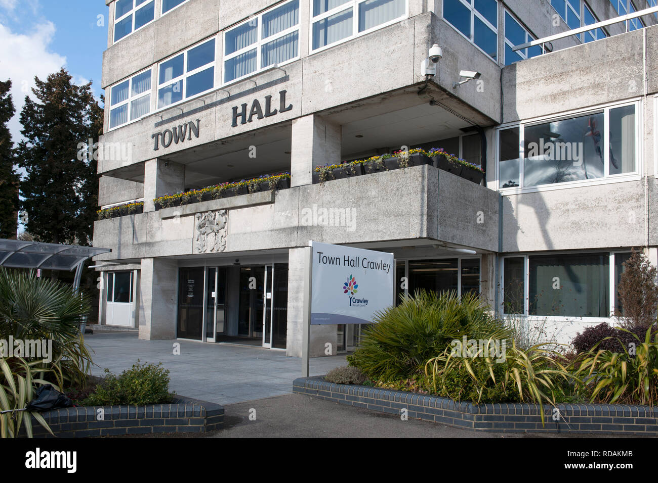 Hôtel de ville de Crawley, Crawley, West Sussex, Angleterre, Royaume-Uni. Banque D'Images