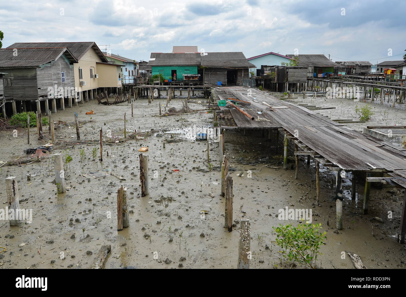 Un authentique village de pêcheurs chinois à Kampung Bagan Sungai Lima, la Malaisie - Kampung Bagan Sungai Lima est situé sur la rivière cinquième de la vi Banque D'Images