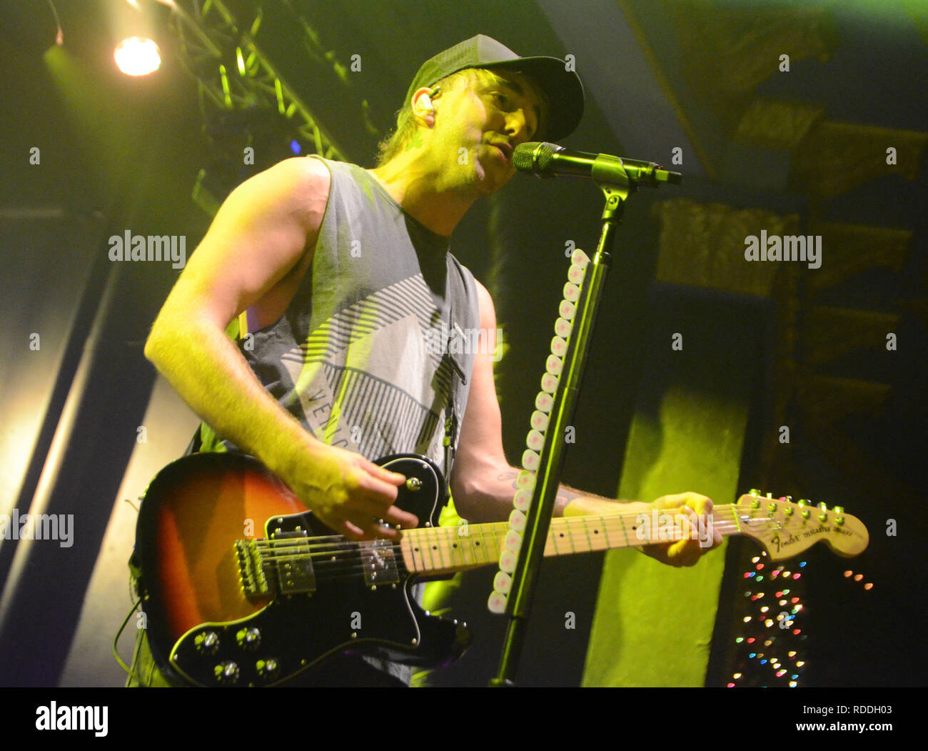 Milwaukee, Wisconsin, États-Unis. Dec 22, 2018. Le chanteur Alex Gaskarth de tous les temps faibles exécute Live at the Eagles Ballroom à Milwaukee, Wisconsin. Ricky Bassman/CSM/Alamy Live News Banque D'Images