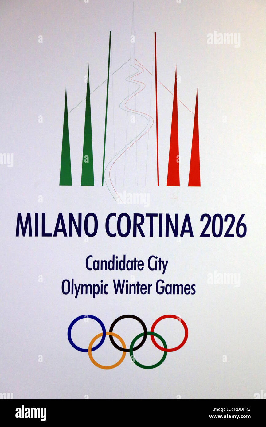 Cortina D'Ampezzo, Italie. 18 janvier 2019, Cortina D'Ampezzo, Italie ; Coupe du Monde de ski FIS, chers ; descente Milano Cortina d'Ampezzo 2026 Logo des Jeux Olympiques est considéré à l'Action : Crédit MMC Plus Sport Images/Alamy Live News Banque D'Images