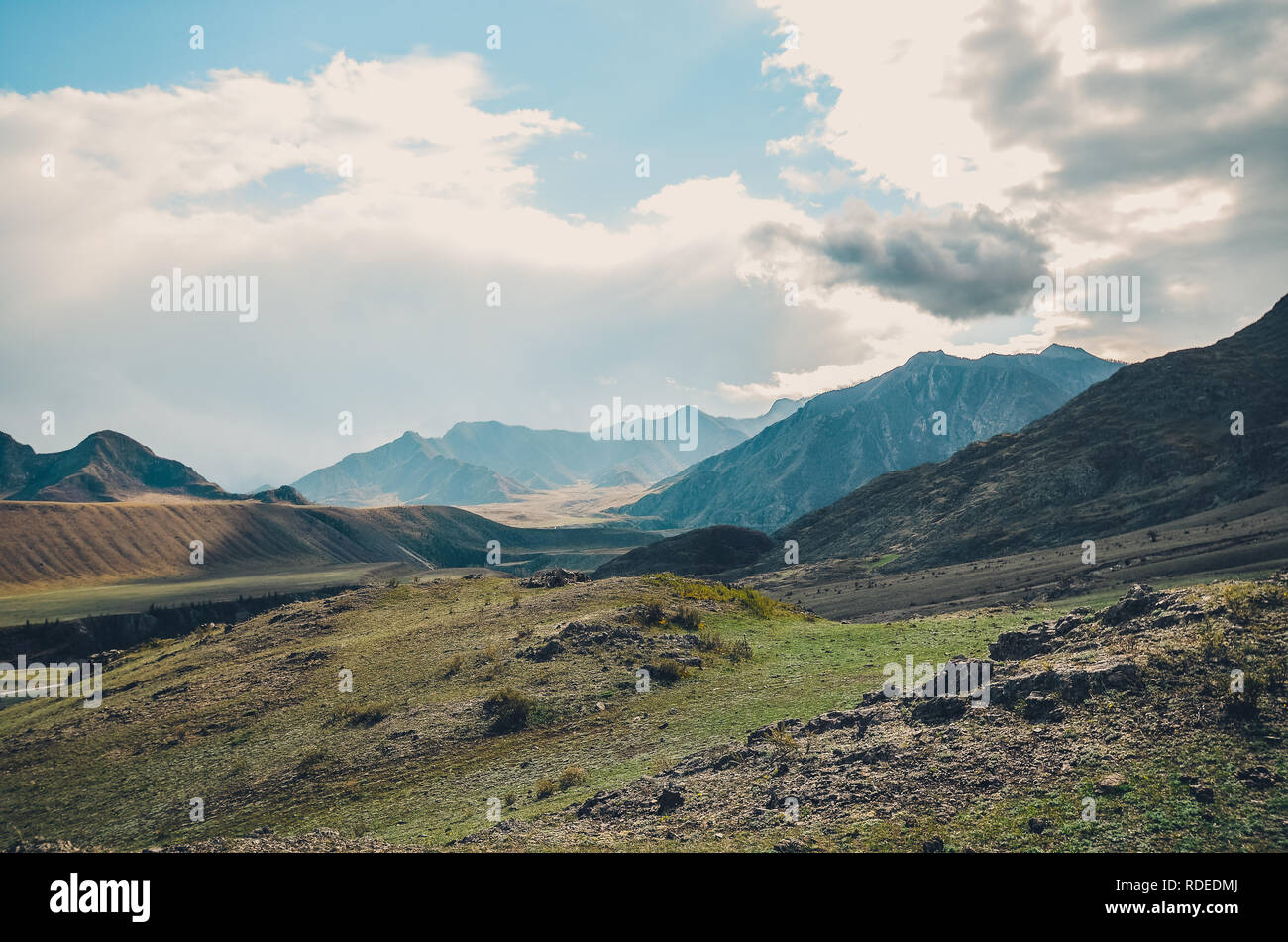 Les paysages de montagne de l'Altaï, Chui. Valley Chuya. Banque D'Images