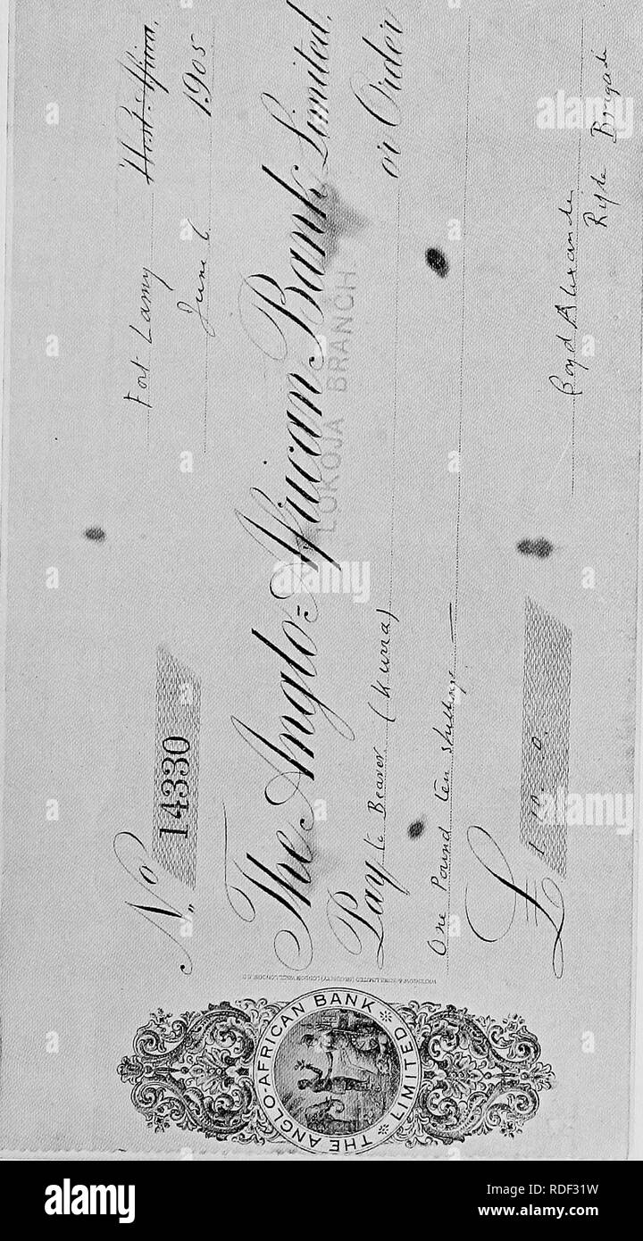 . Du Niger au Nil. Alexander-Gosling ; des oiseaux de l'expédition. M w &Lt ; H W o Veuillez noter que ces images sont extraites de la page numérisée des images qui peuvent avoir été retouchées numériquement pour plus de lisibilité - coloration et l'aspect de ces illustrations ne peut pas parfaitement ressembler à l'œuvre originale.. Alexander, Boyd, 1873-1910 ; Talbot, Percy Amaury, 1877-1945. Londres, E. Arnold Banque D'Images