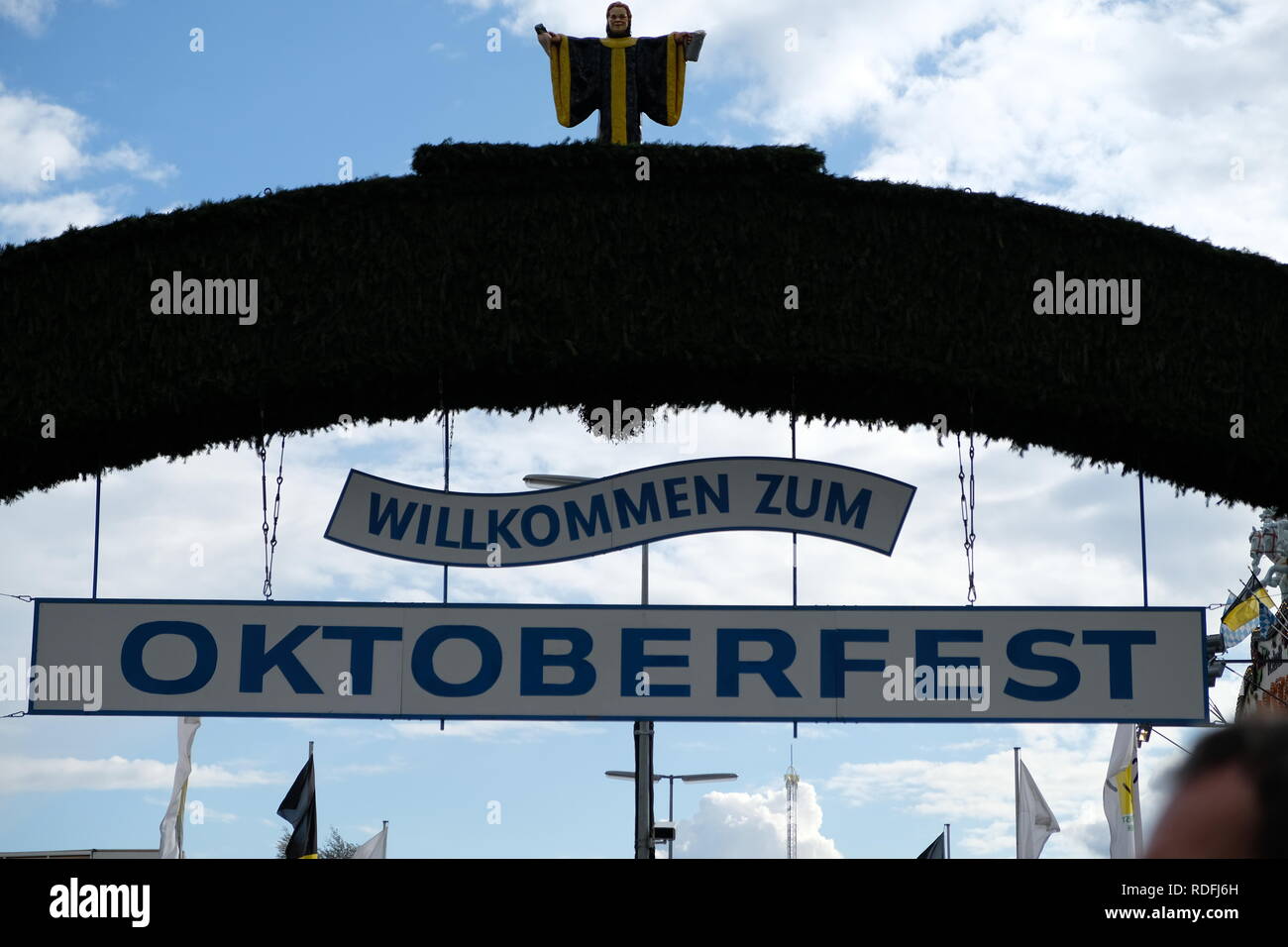 Bienvenue à l'entrée de chanter l'Oktoberfest de Munich Banque D'Images