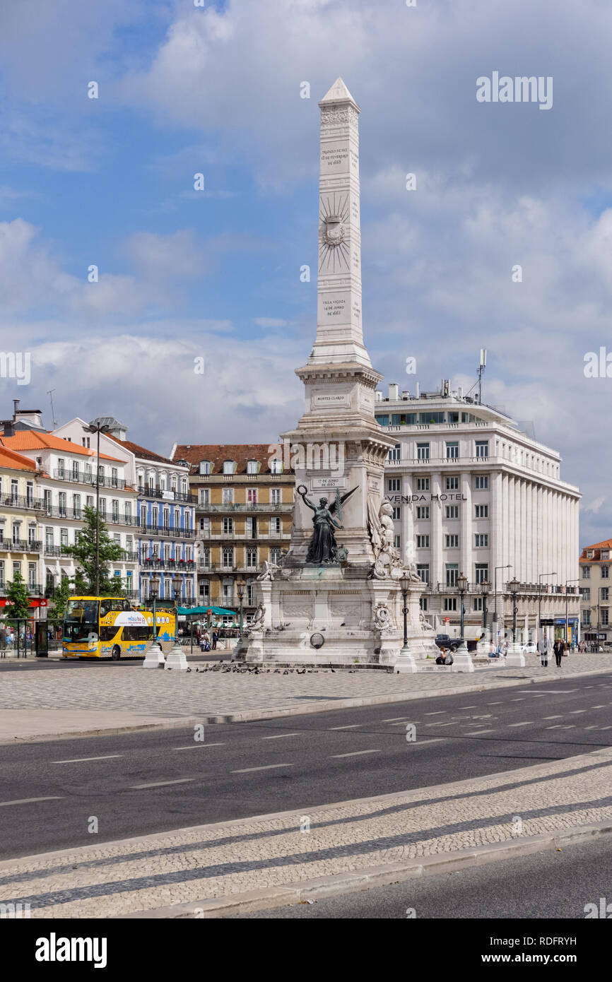 Le Monument aux restaurateurs situé dans la place de la restauration à Lisbonne, Portugal Banque D'Images