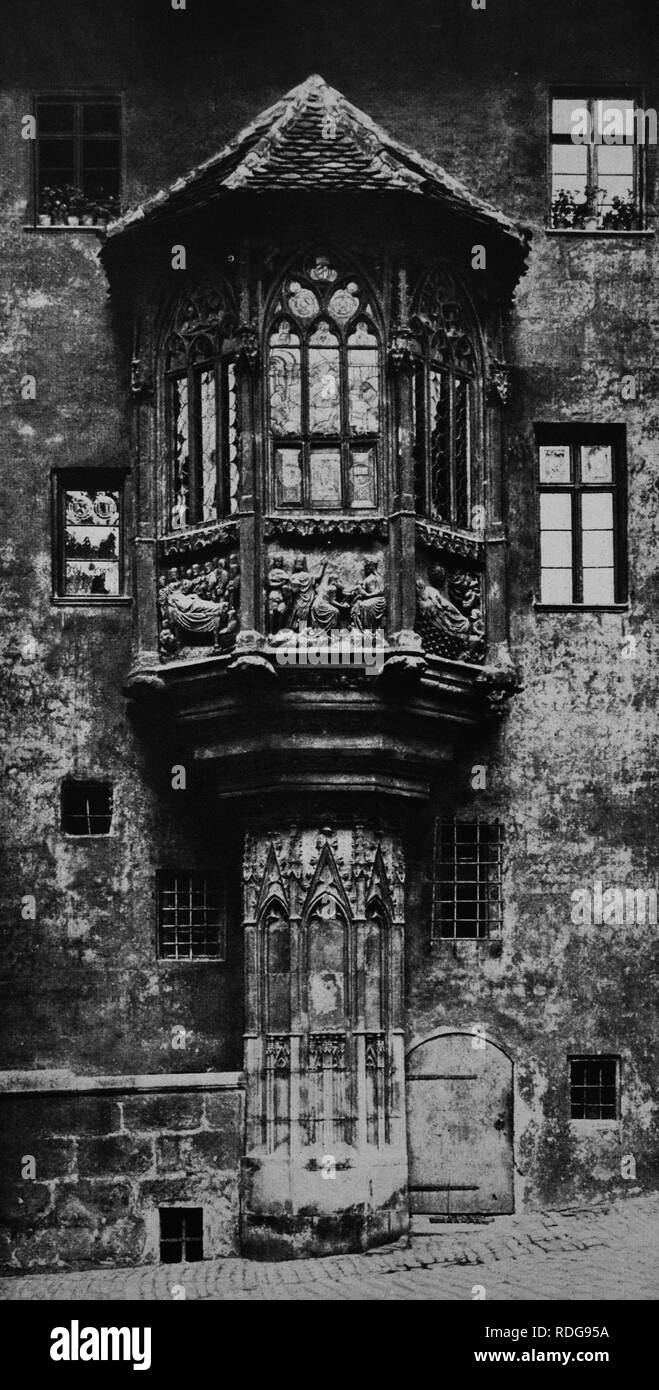 Baie vitrée sur Sebaldushaus house, Nuremberg, Bavière, photo historique 1900 Banque D'Images