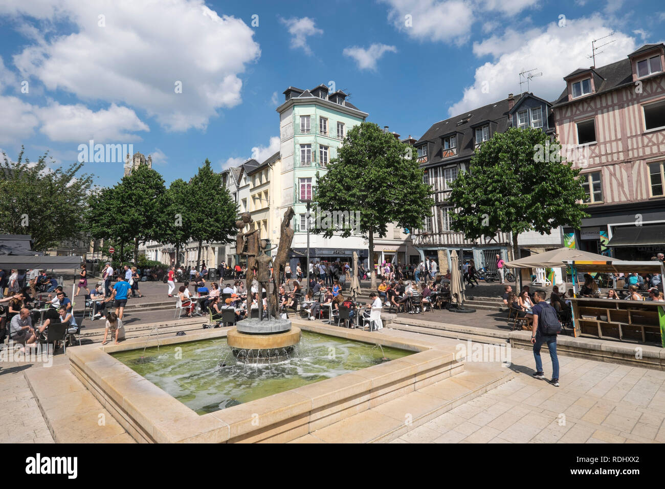 Rouen (Normandie, nord de la France) : Òplace du 19 avril 1944Ó square dans le centre-ville légende locale *** *** Banque D'Images