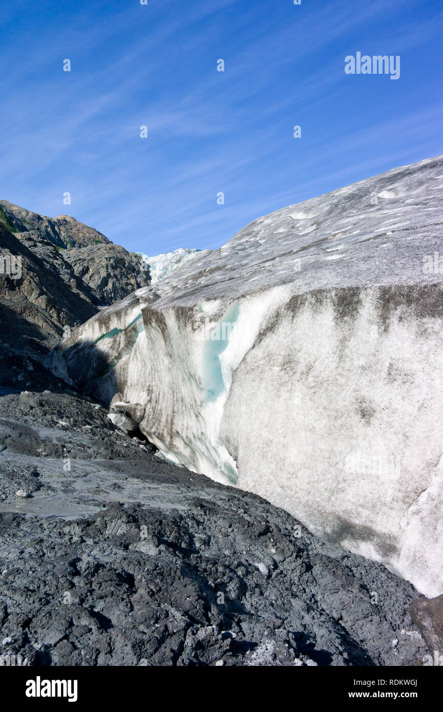 Glacier Exit est dérivé de la Harding Icefield dans les montagnes de Kenai en Alaska, ainsi nommée pour agir comme la sortie de la première traversée enregistré Banque D'Images