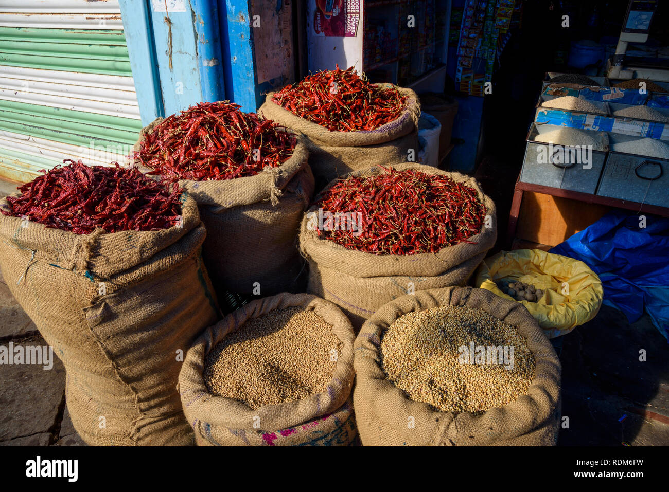 Les piments en vente, Devaraja market, Mysore. Mysuru, Karnataka, Inde Banque D'Images