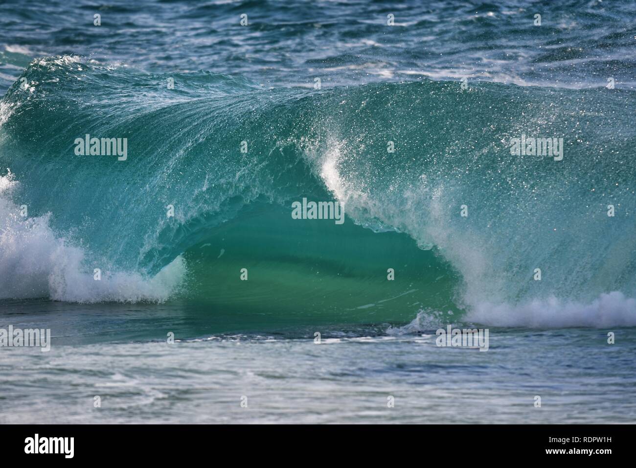 Les vagues d'hiver à Cornwall Banque D'Images