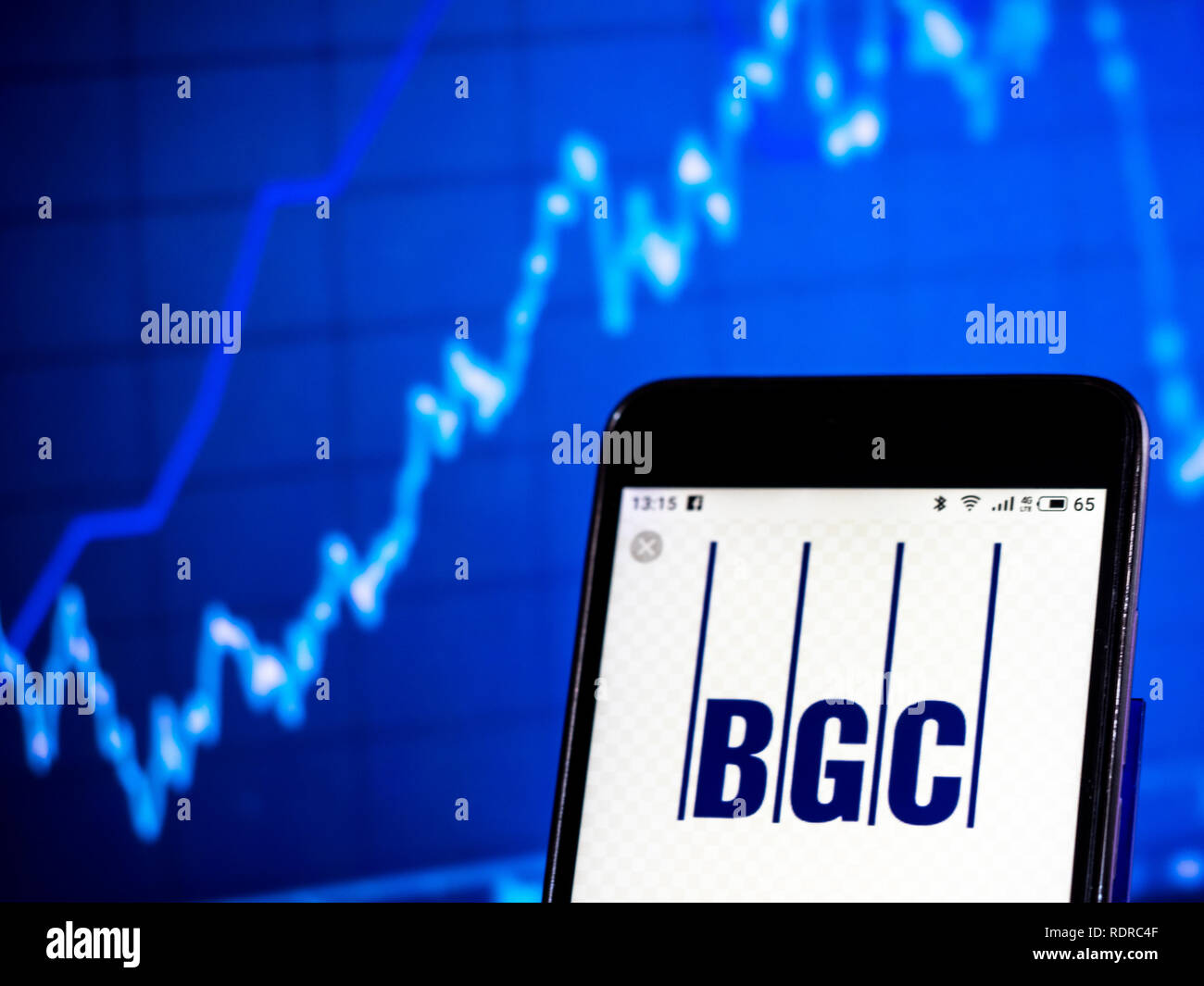 BGC Partners Financial services company logo vu affichée sur smart phone Banque D'Images
